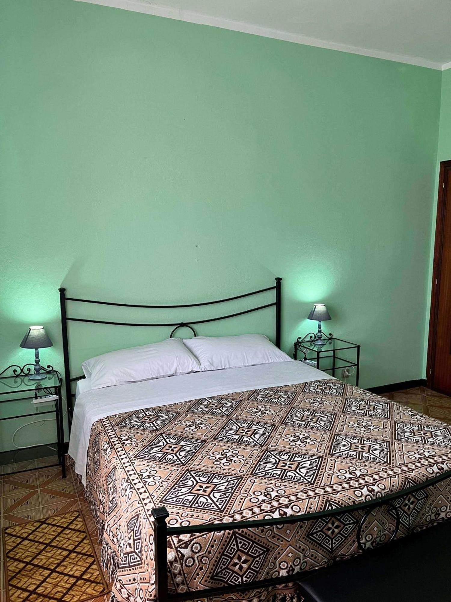 Room In Bb - Casa T Home Bed And Breakfast Tagliolo Monferrato 外观 照片